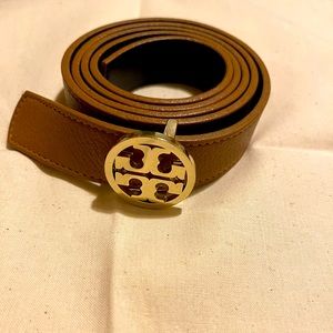 Tory Burch Miller Reversible Belt.